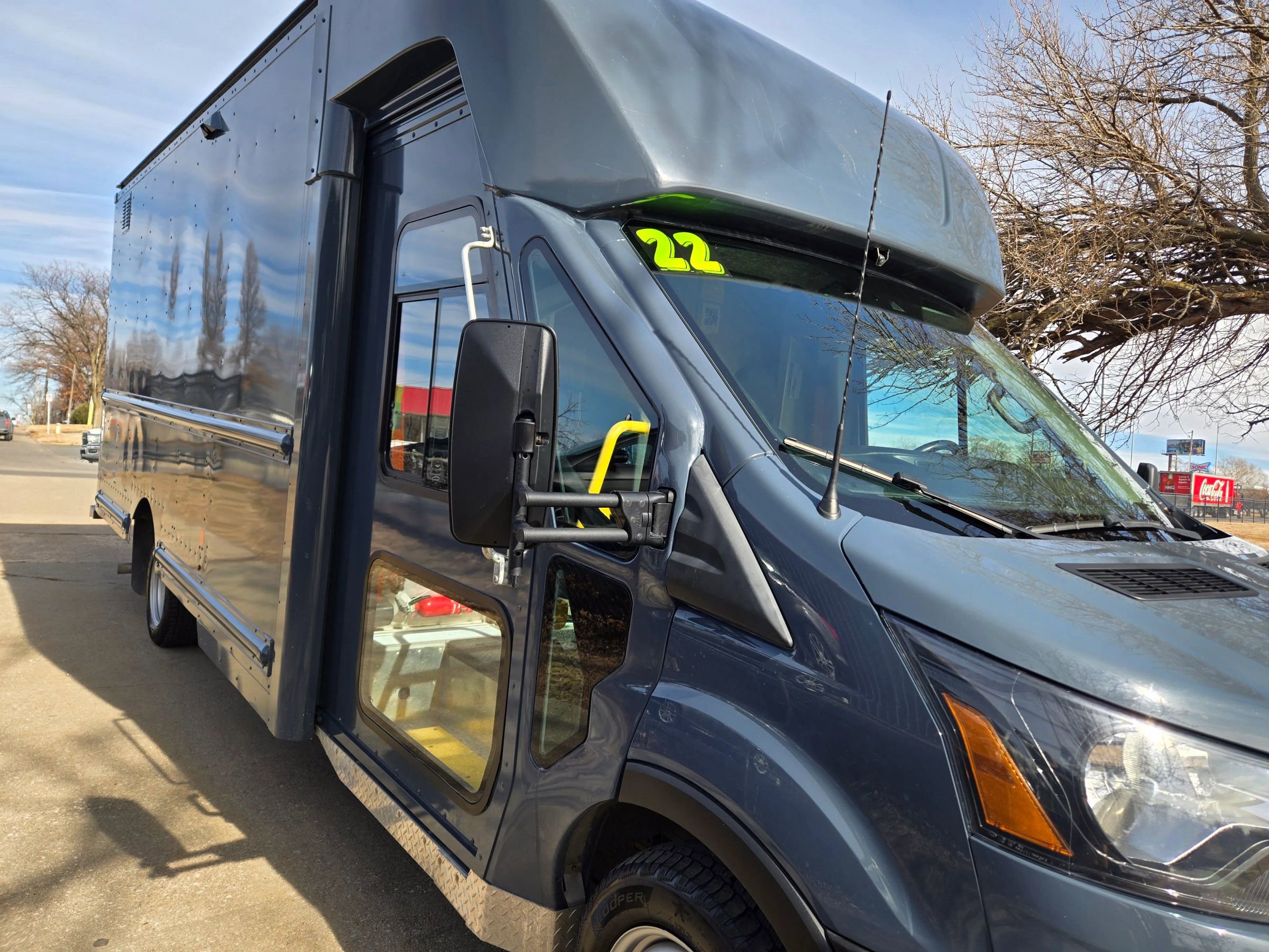 Used 2022 Ford Transit 350 350 HD XL Cutaway Van 2D image 16