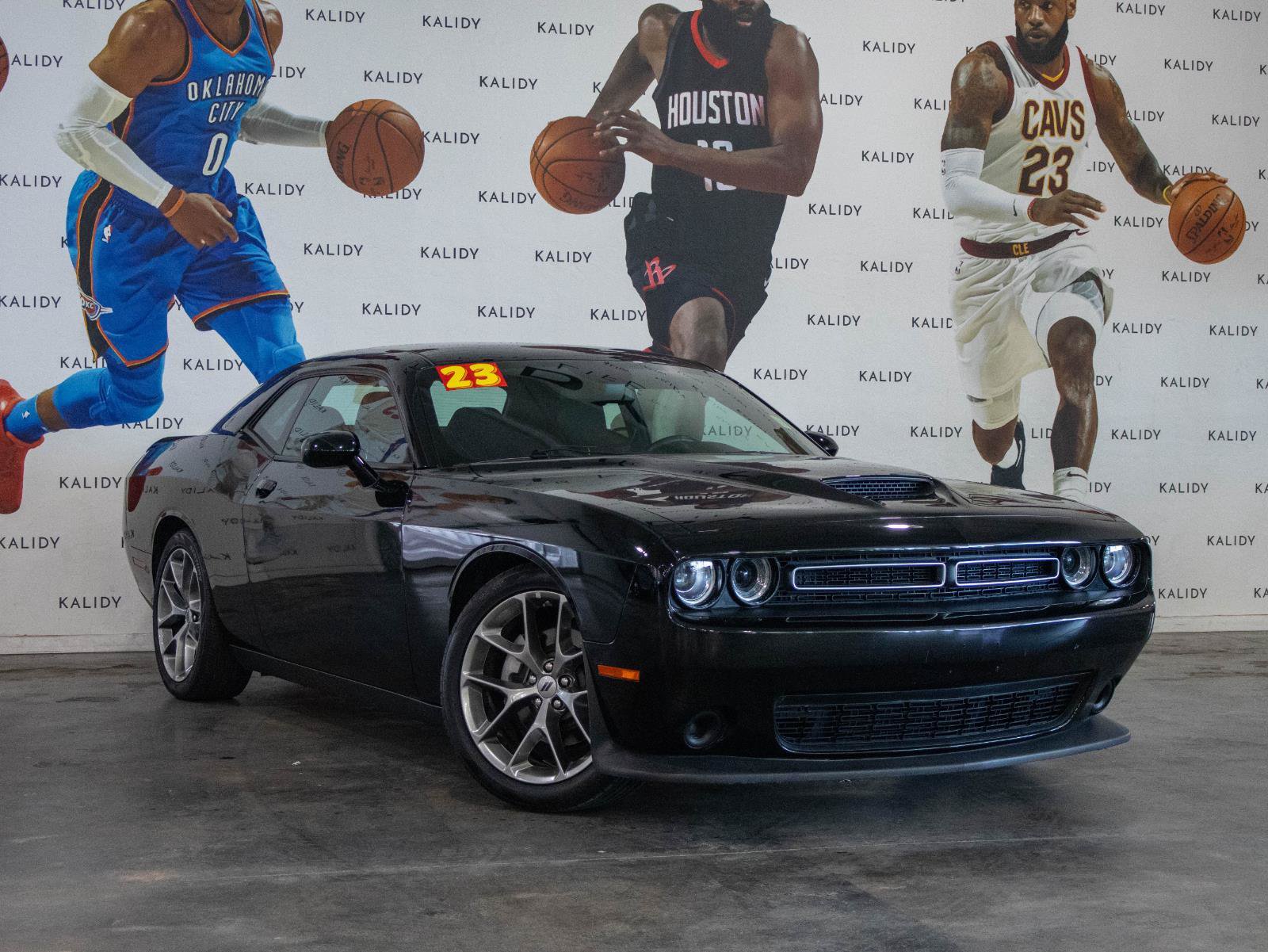 Used 2023 Dodge Challenger GT RWD image 2