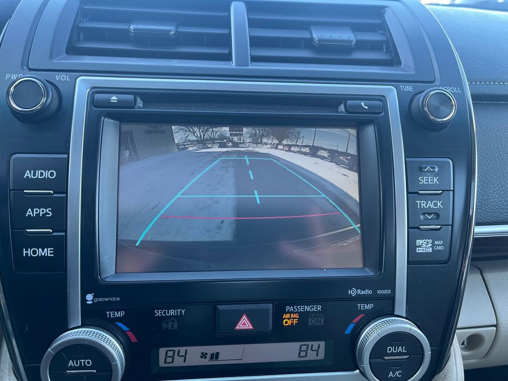 Used 2014 Toyota Camry XLE image 20