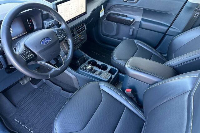 Used 2025 Ford Maverick Lobo AWD/4WD image 10