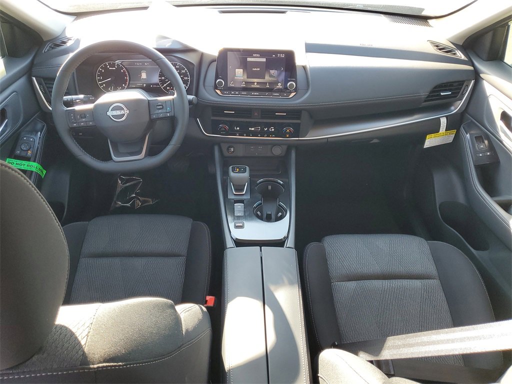 New 2026 Nissan Rogue SV image 8