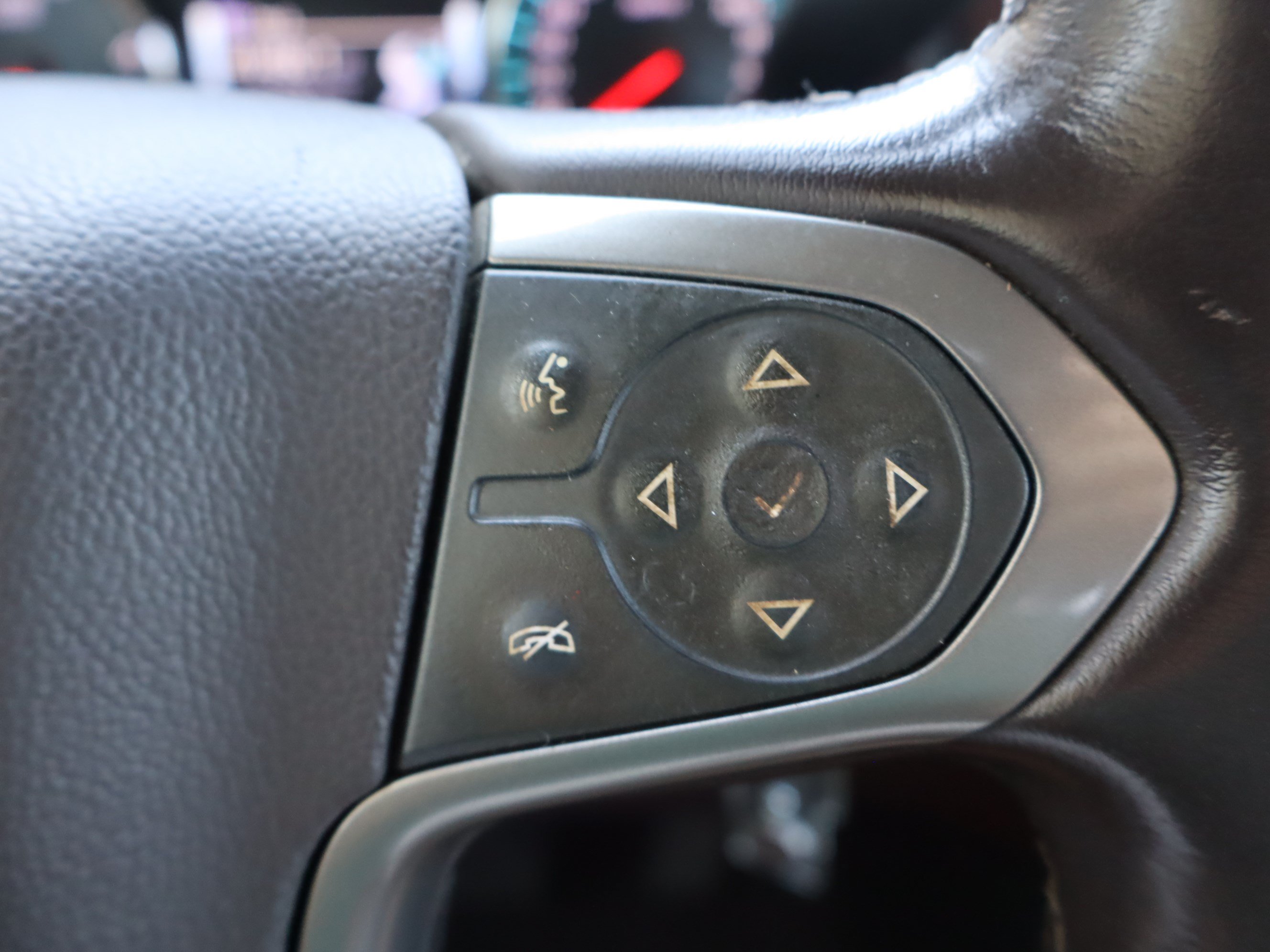 Used 2019 Chevrolet Silverado 2500 High Country w/ Duramax Plus Package AWD/4WD image 26
