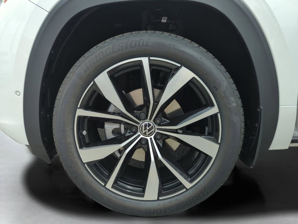 New 2026 Volkswagen Atlas SEL Premium R-Line image 48