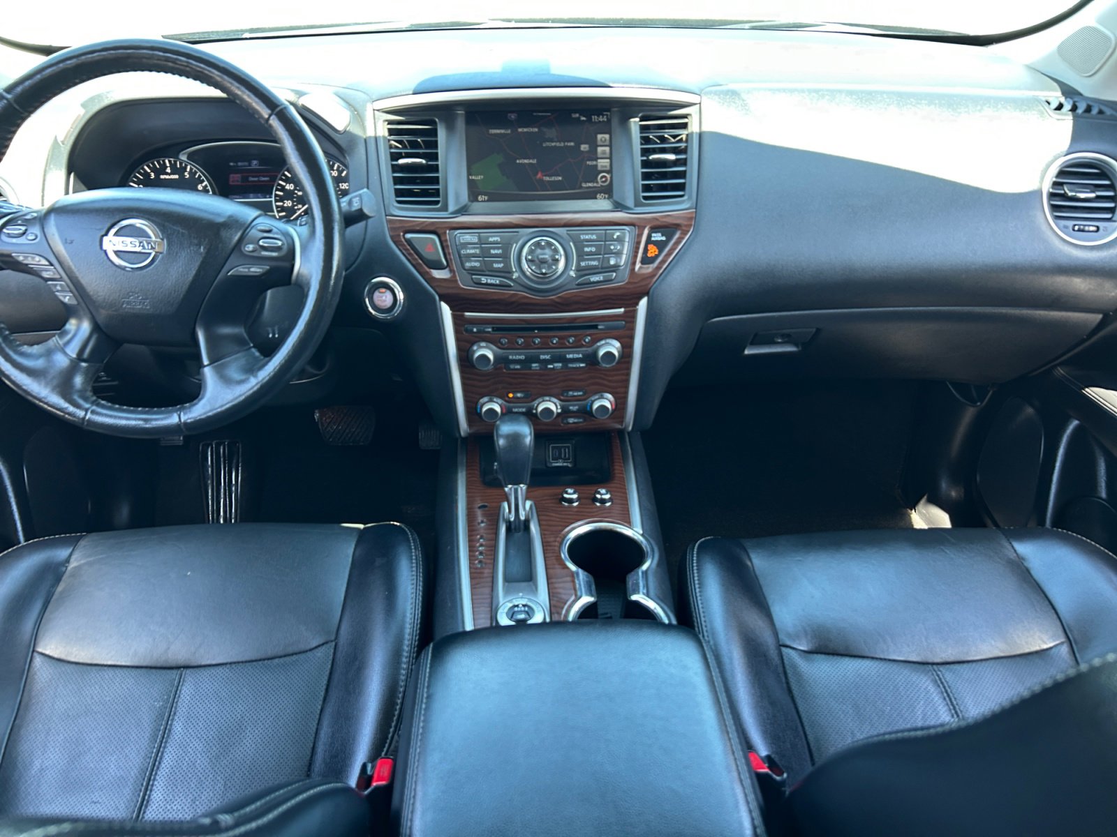 Used 2020 Nissan Pathfinder Platinum AWD/4WD image 19