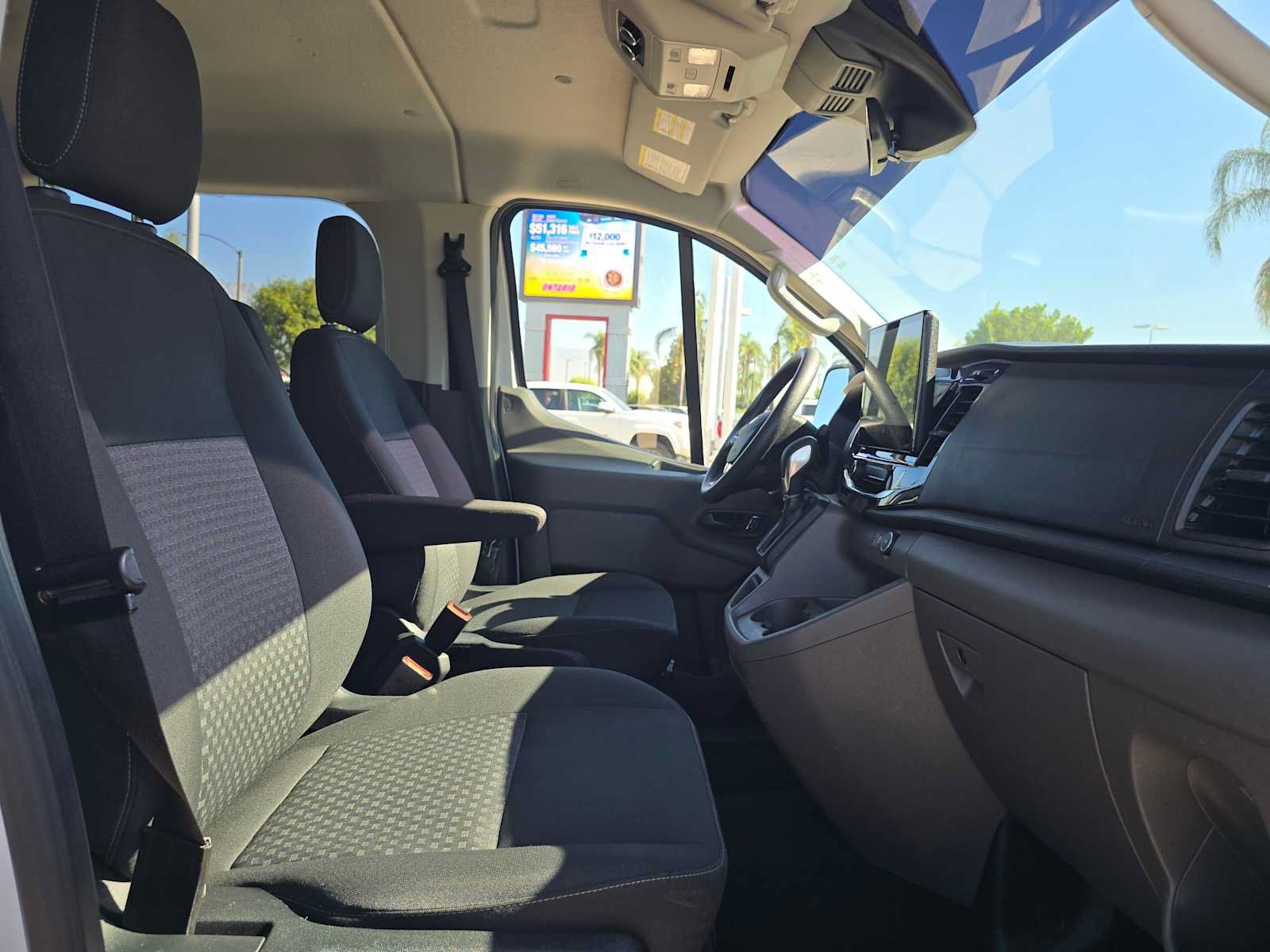 Used 2023 Ford Transit 350 XLT RWD image 10