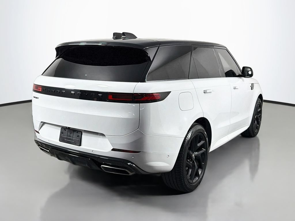 Used 2025 Land Rover Range Rover Sport Dynamic SE AWD/4WD image 5