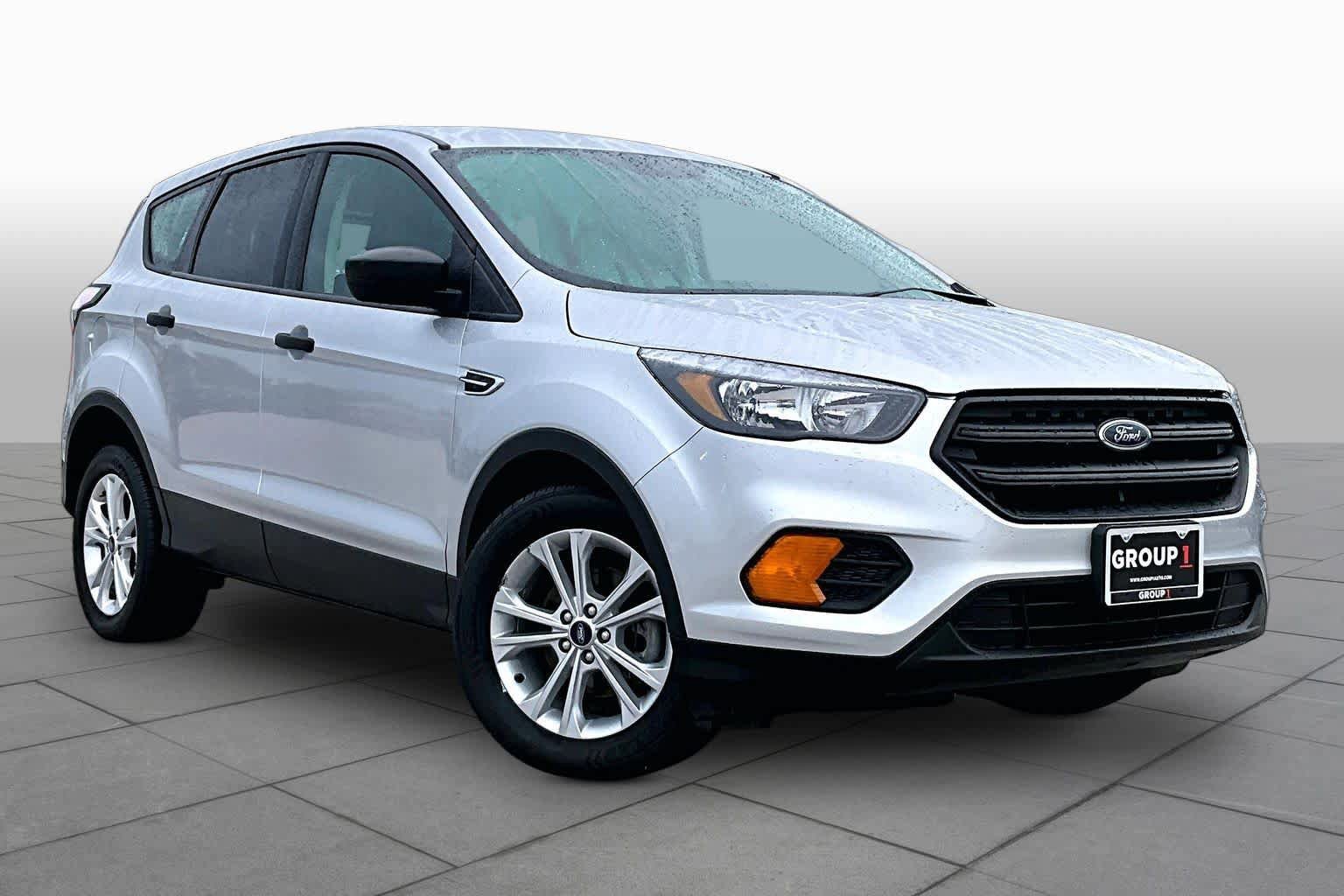 Used 2018 Ford Escape S FWD image 3