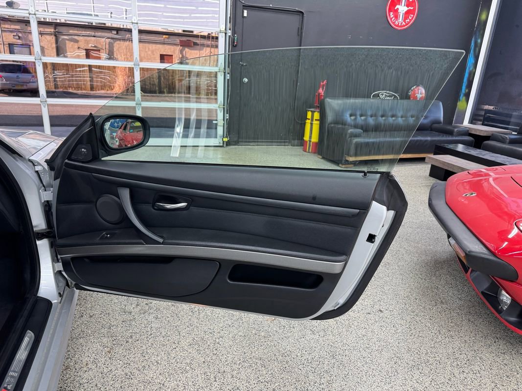 Used 2011 BMW 335is Convertible RWD image 18