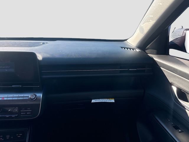 Used 2024 Hyundai Kona Limited image 20