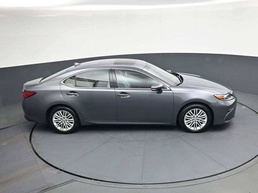 Used 2017 Lexus ES 350 w/ Premium Package FWD image 22