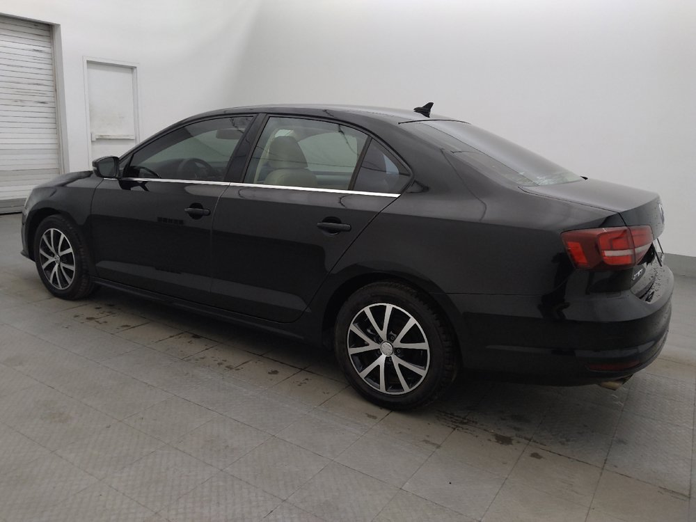 Used 2018 Volkswagen Jetta SE FWD image 3