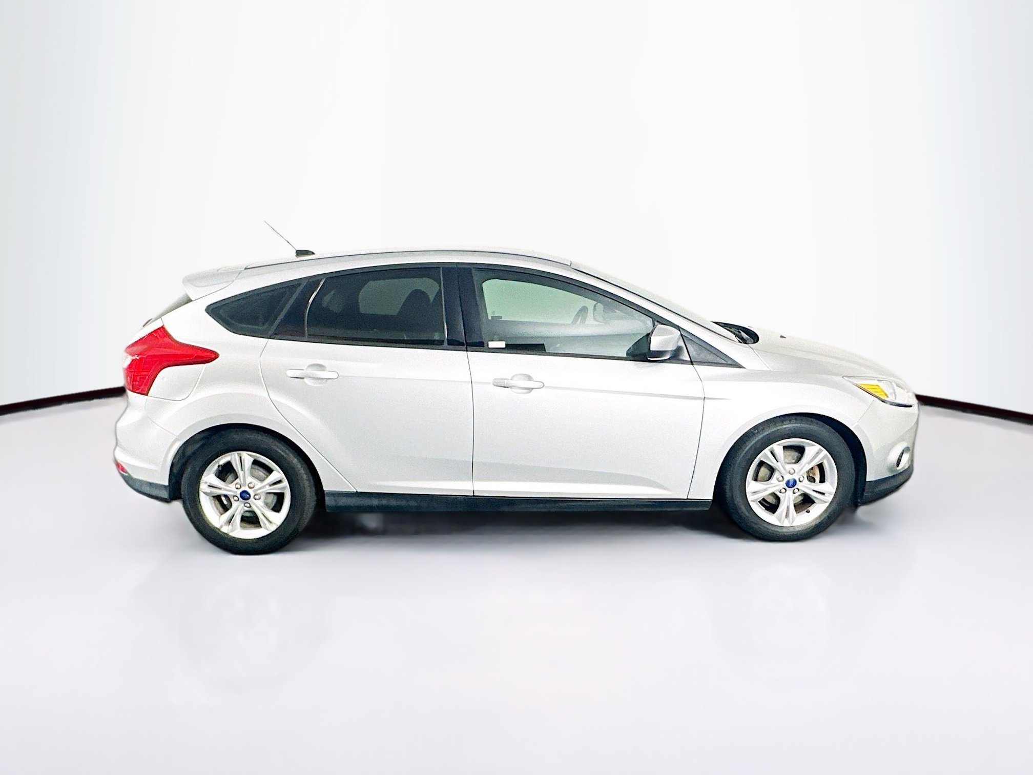 Used 2013 Ford Focus SE FWD image 10