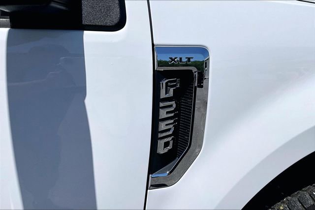 Used 2018 Ford F250 XLT w/ XLT Premium Package AWD/4WD image 33