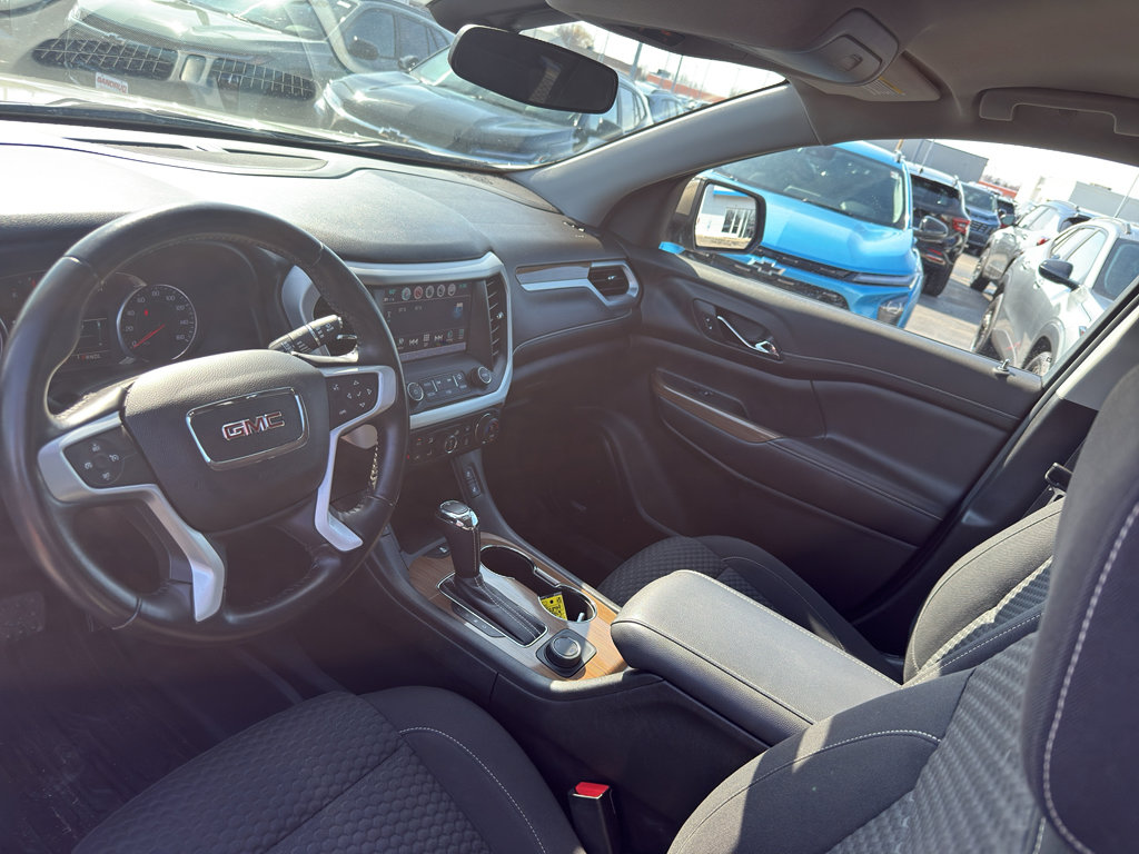 Used 2019 GMC Acadia SLE image 25