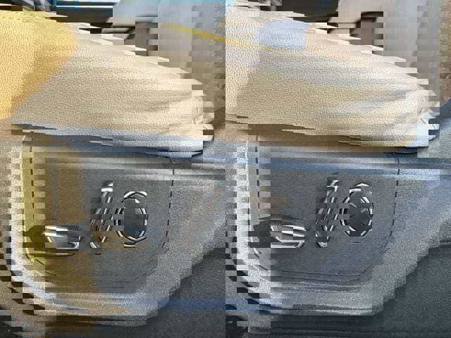 Used 2024 Ford Expedition Max Limited image 25