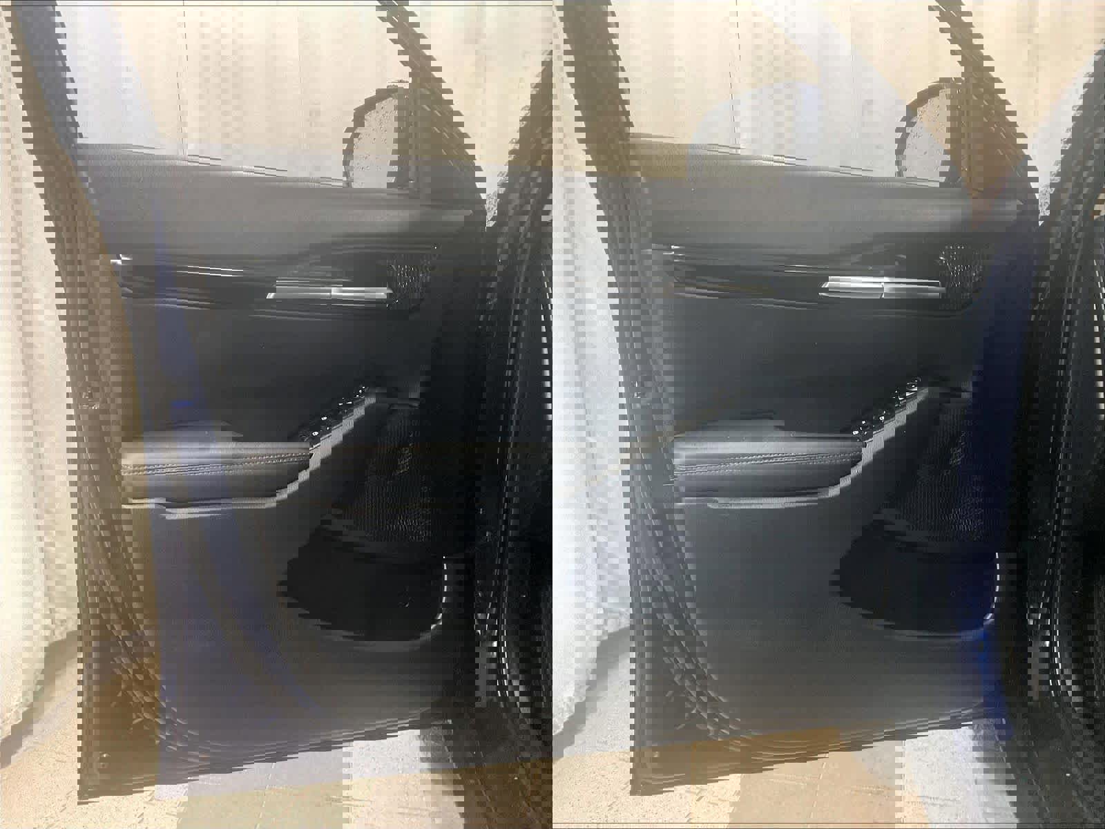 Used 2024 Kia Seltos EX image 9