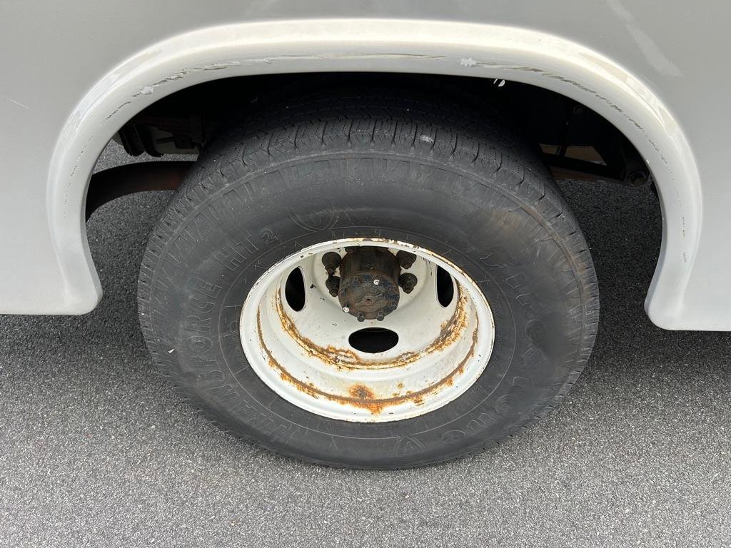 Used 2017 Ford E-350 and Econoline 350 Super Duty w/ Power Windows & Locks Group RWD image 14