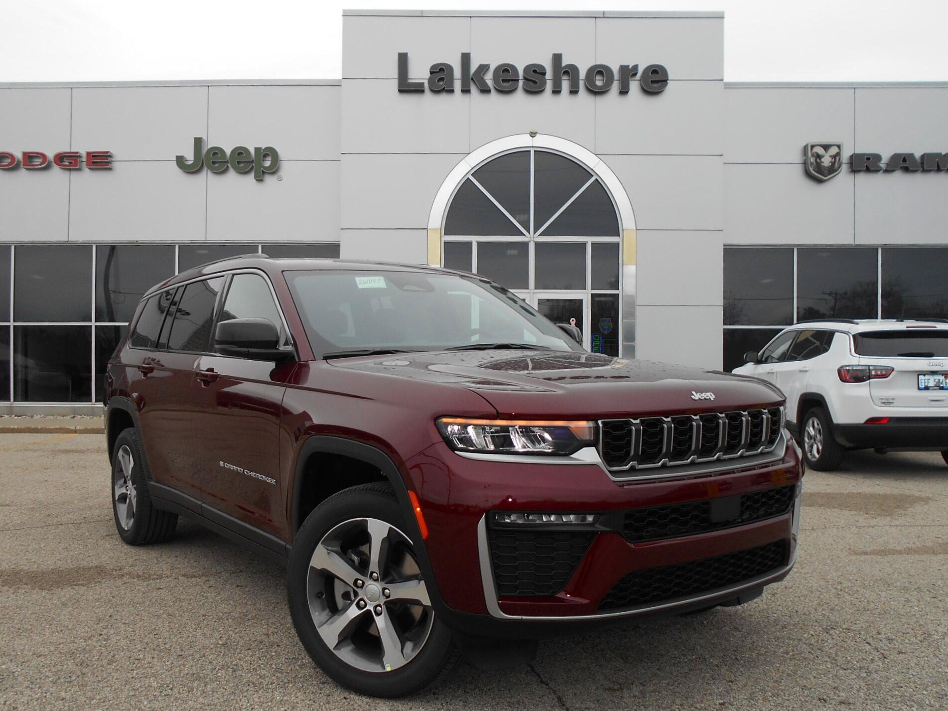 New 2026 Jeep Grand Cherokee L Limited w/ Trailer Tow Package AWD/4WD image 2
