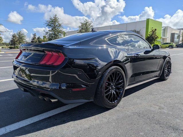 Used 2022 Ford Mustang GT Premium w/ Equipment Group 401A RWD image 3