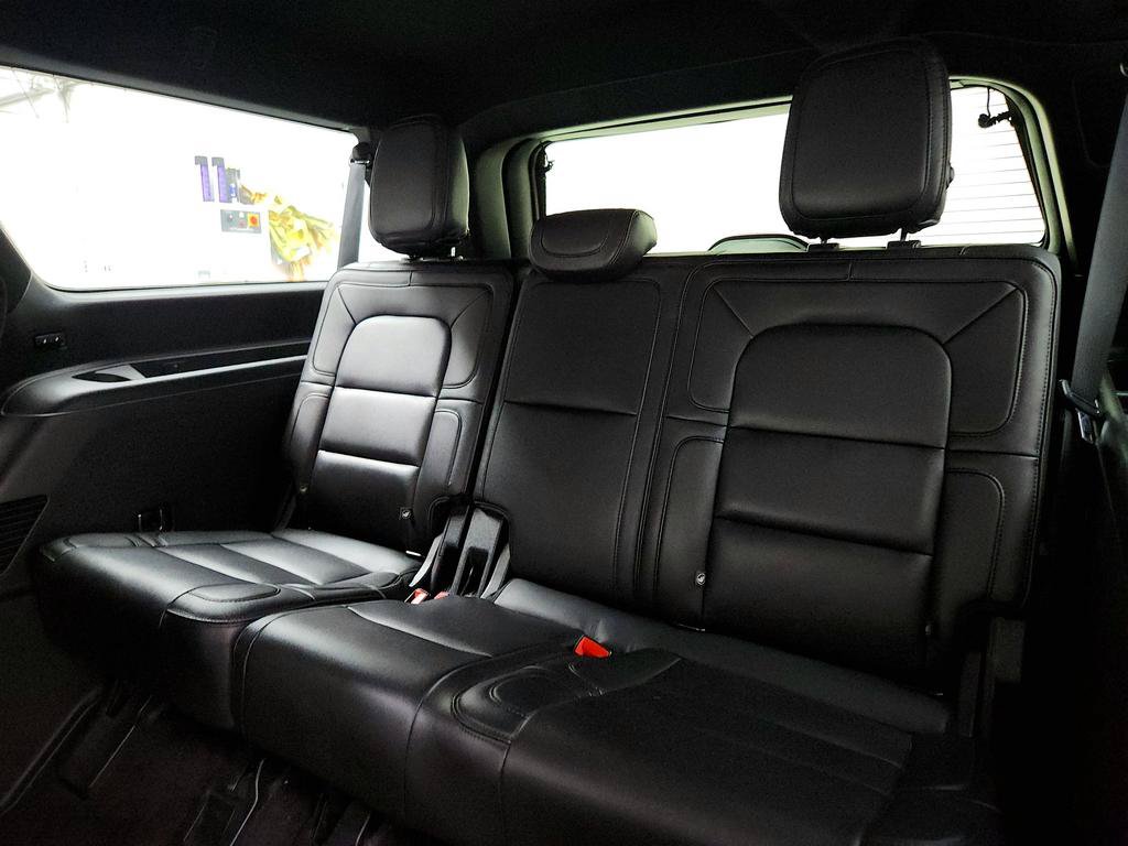 Used 2018 Lincoln Navigator L Reserve w/ Technology Package AWD/4WD image 26