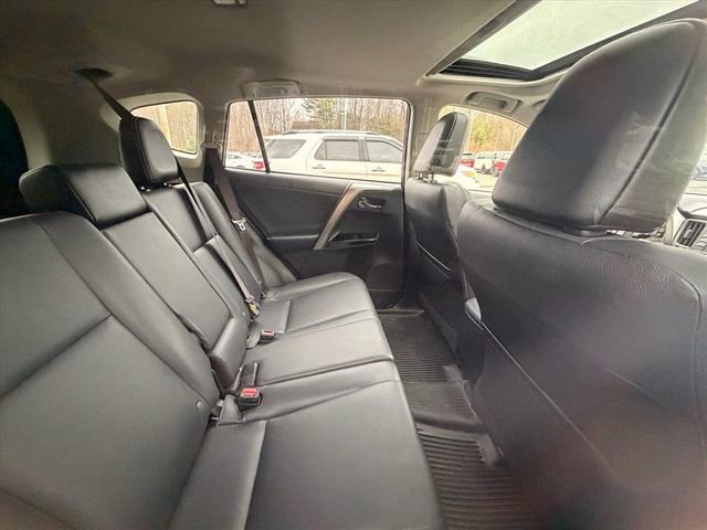 Used 2018 Toyota RAV4 Limited w/ All Weather Liner Package image 17