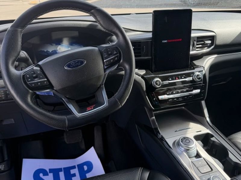 Used 2021 Ford Explorer ST w/ Equipment Group 401A AWD/4WD image 8