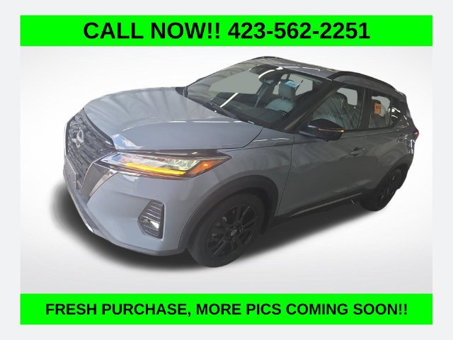 Used 2022 Nissan Kicks SR w/ Premium Package