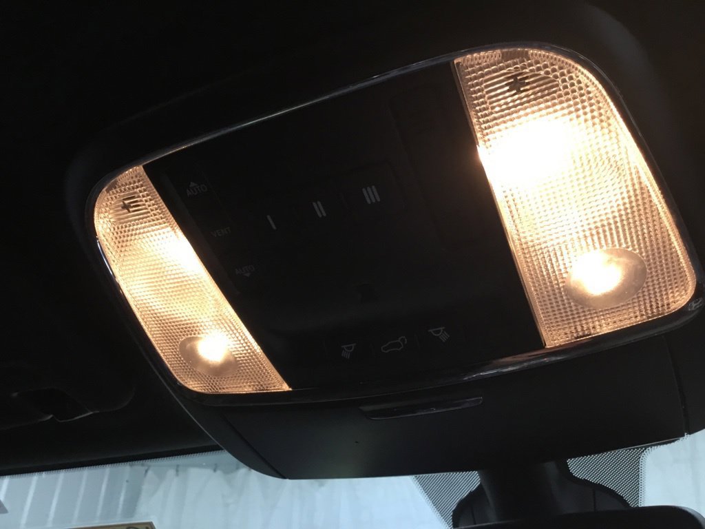 Used 2021 Jeep Grand Cherokee Trailhawk AWD/4WD image 33
