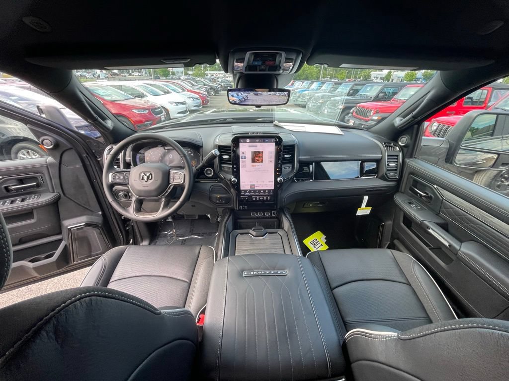 New 2026 RAM 2500 Limited AWD/4WD image 3