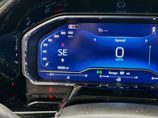 Used 2025 Chevrolet Silverado 1500 RST AWD/4WD image 14