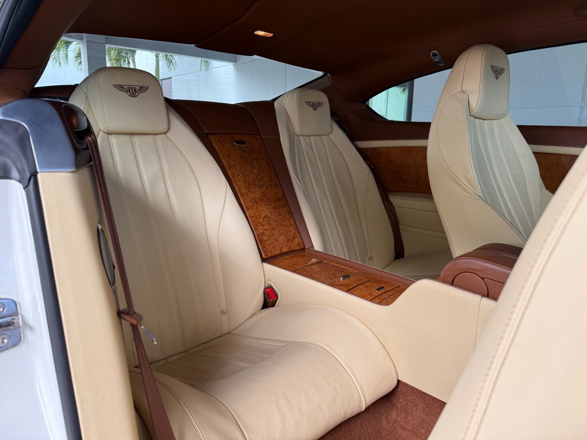 Used 2012 Bentley Continental GT AWD/4WD image 26