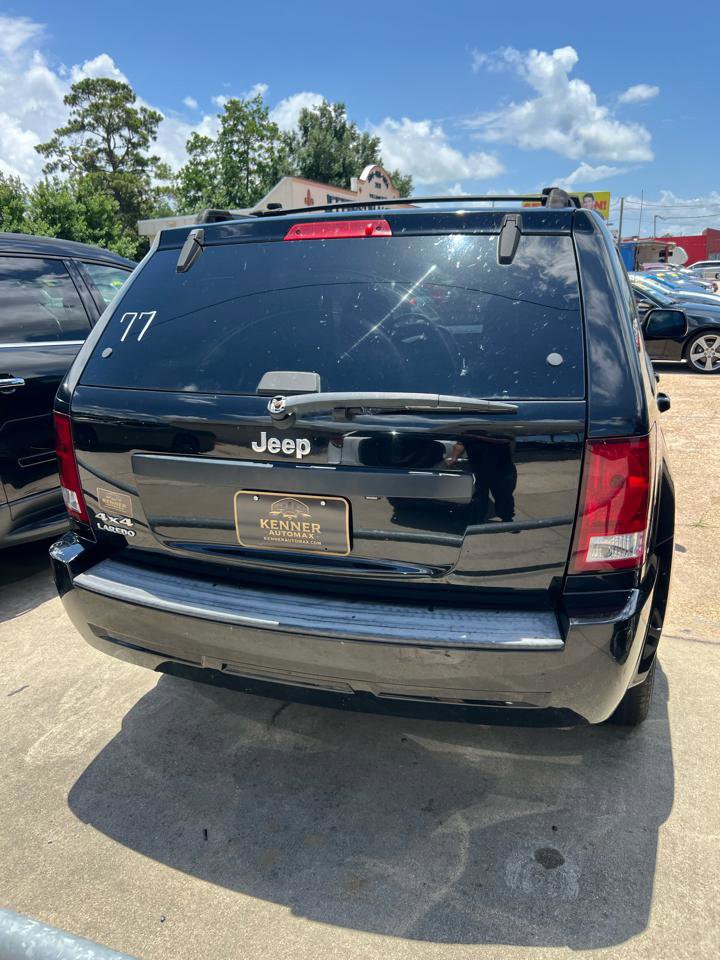 Used 2007 Jeep Grand Cherokee Laredo w/ Cargo Convenience Group AWD/4WD image 3