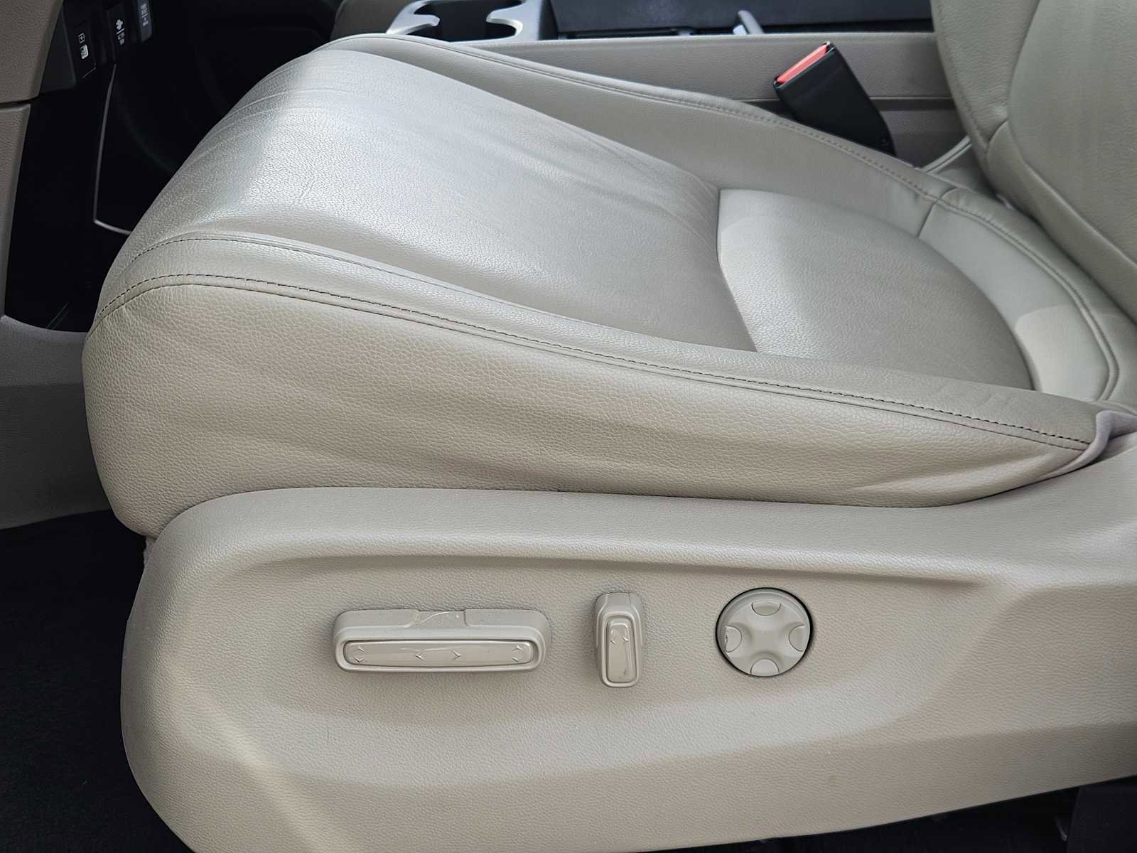 Used 2023 Honda Odyssey Touring image 24