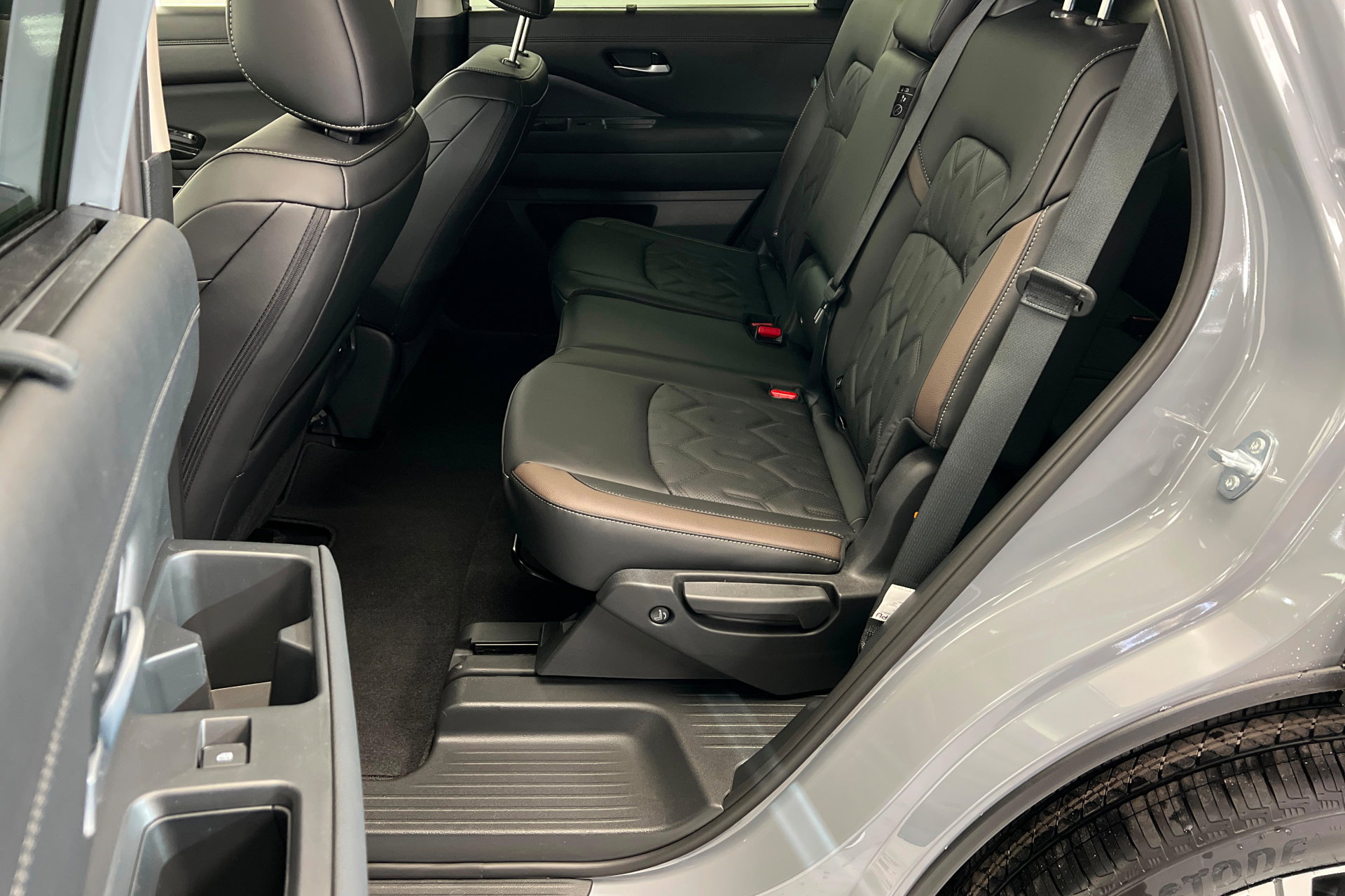 New 2026 Nissan Pathfinder Platinum image 21