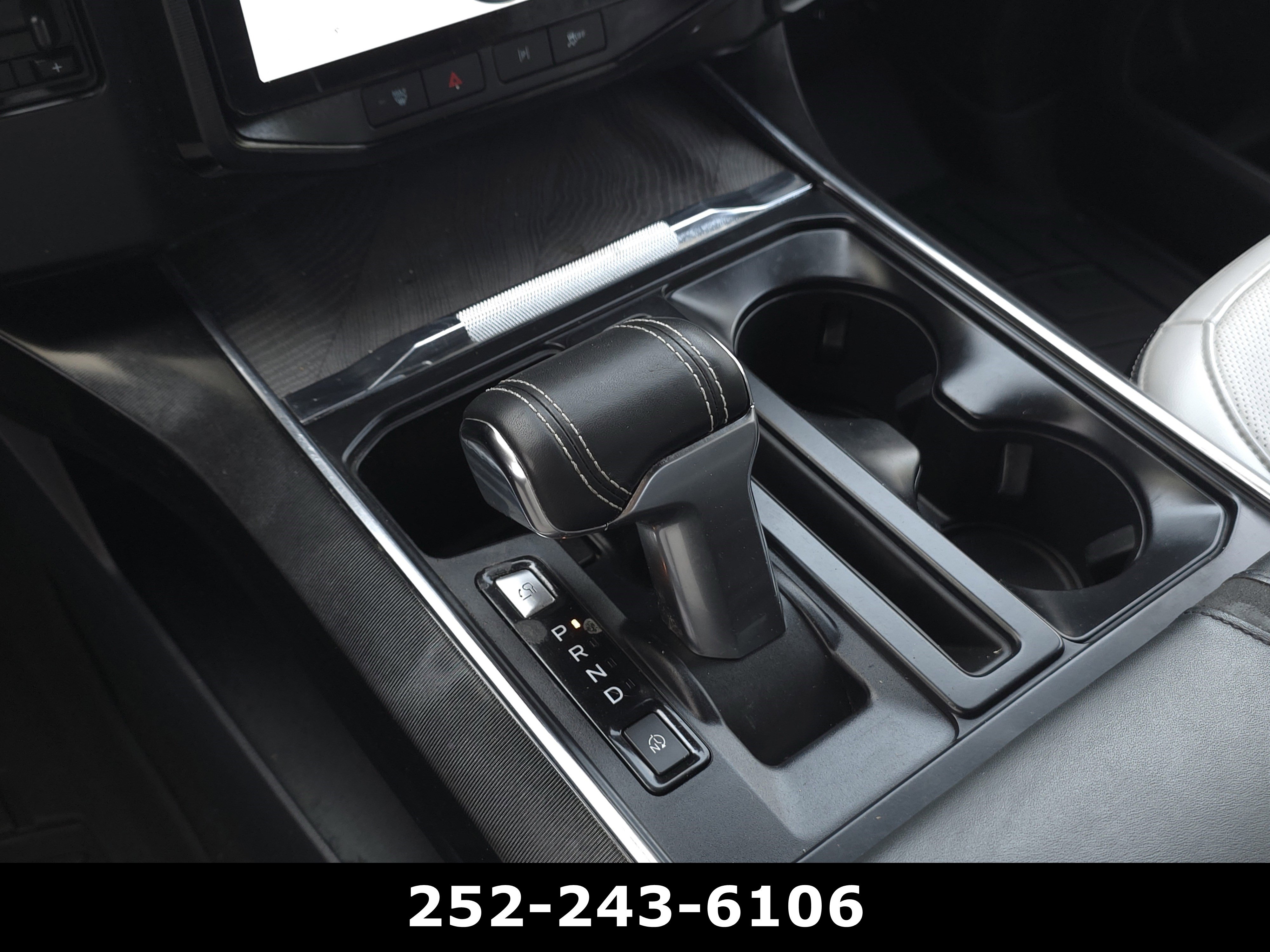 Used 2022 Ford F150 Lightning Platinum AWD/4WD image 16