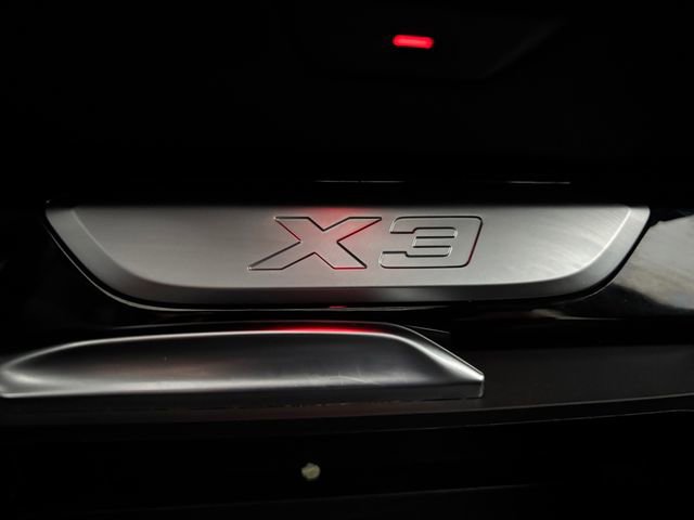 Used 2023 BMW X3 xDrive30i image 25