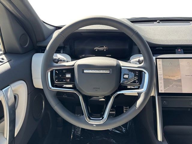 New 2026 Land Rover Discovery Sport Landmark image 15