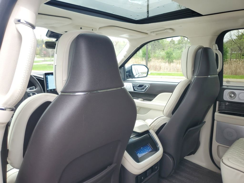 Used 2022 Lincoln Navigator L Black Label AWD/4WD image 26