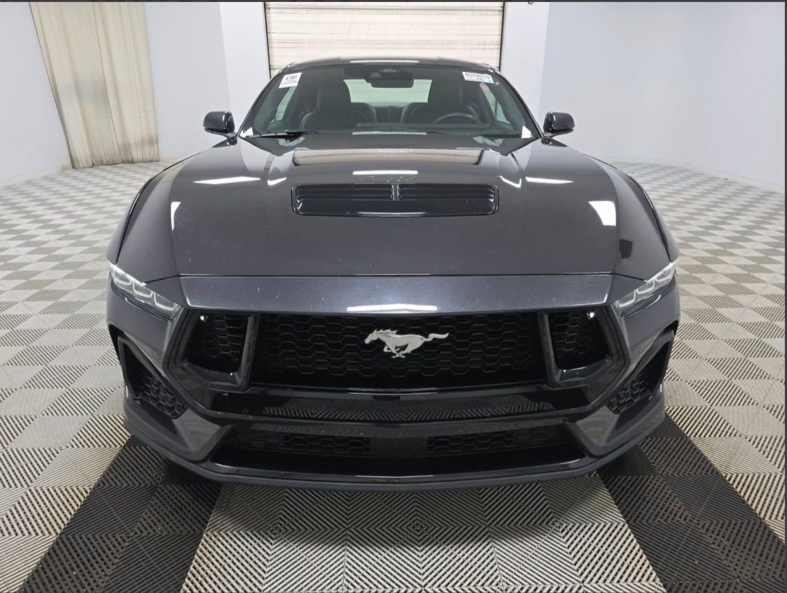 Used 2024 Ford Mustang GT Premium image 10