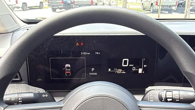 Used 2025 Nissan Kicks SV image 22