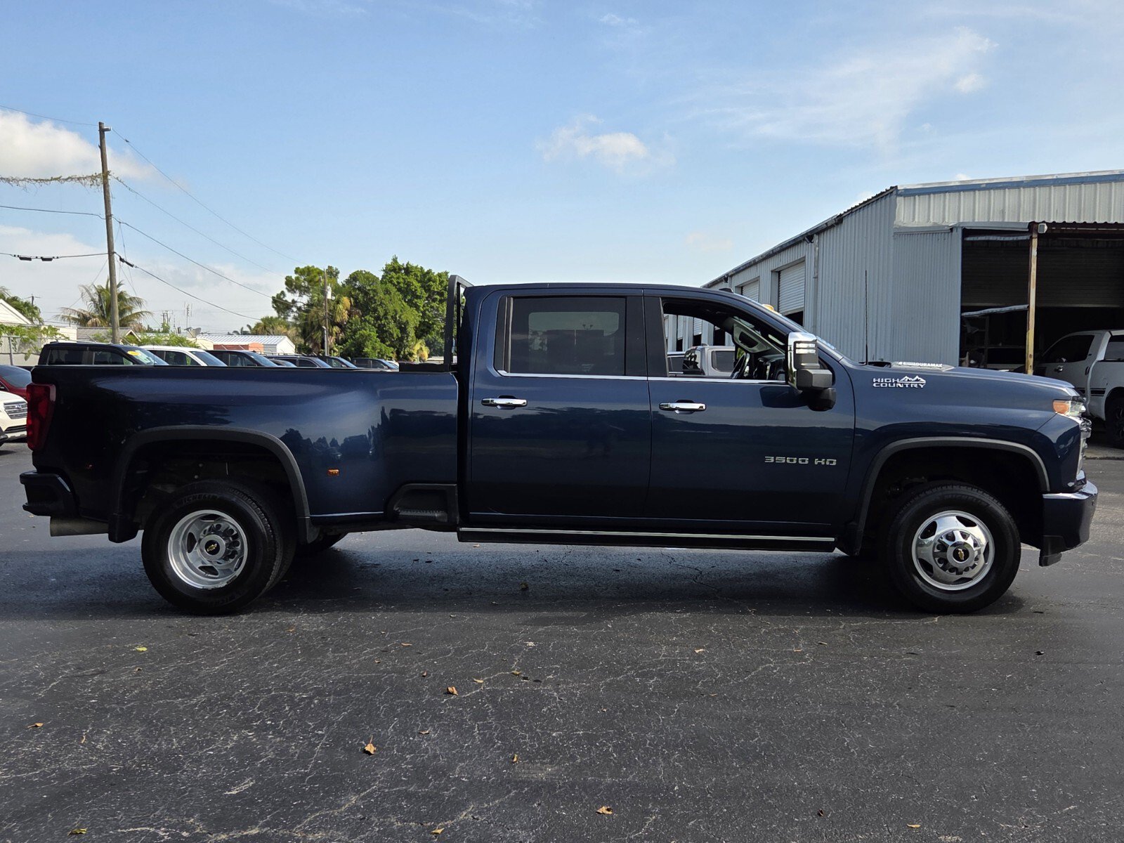 Certified 2023 Chevrolet Silverado 3500 High Country AWD/4WD image 6