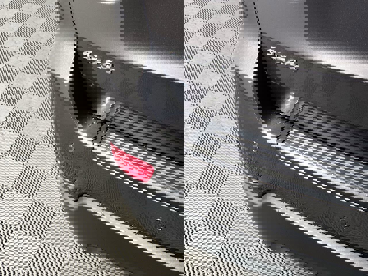 Used 2020 Jeep Grand Cherokee Laredo image 5