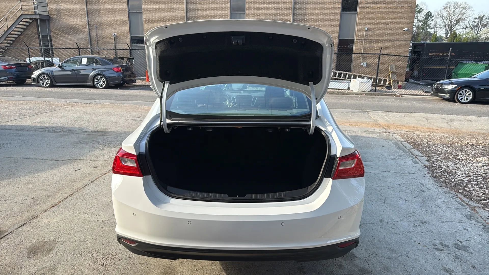 Used 2017 Chevrolet Malibu LT w/ Leather Package image 12