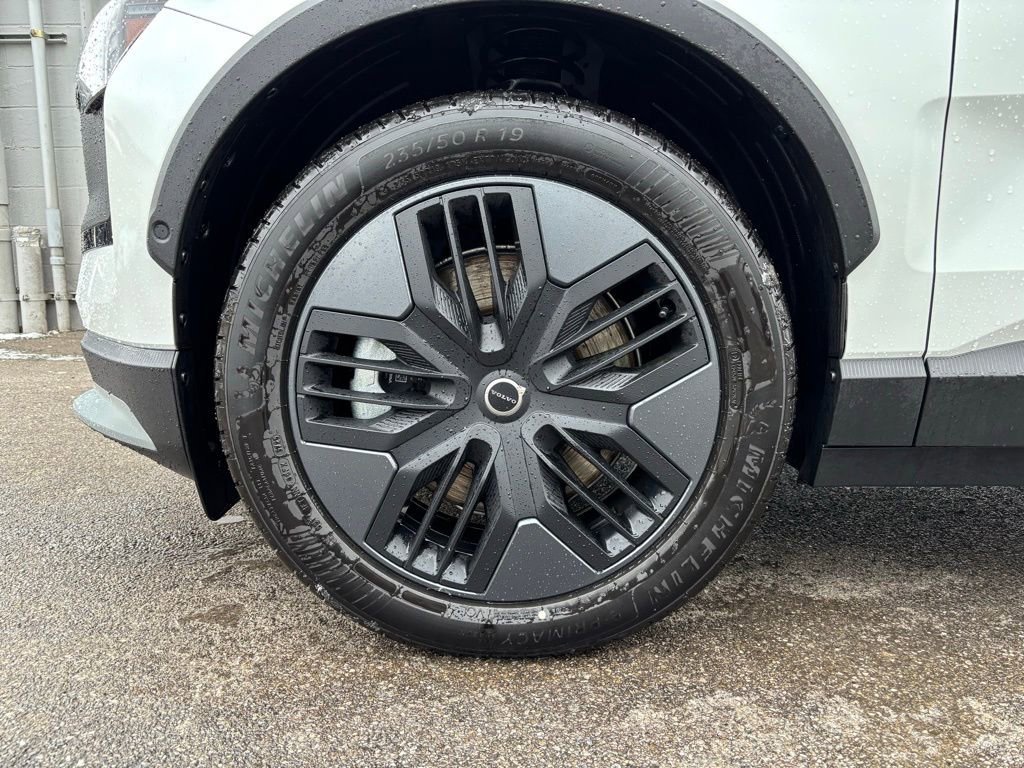 New 2026 Volvo EX30 Cross Country Ultra AWD/4WD image 9