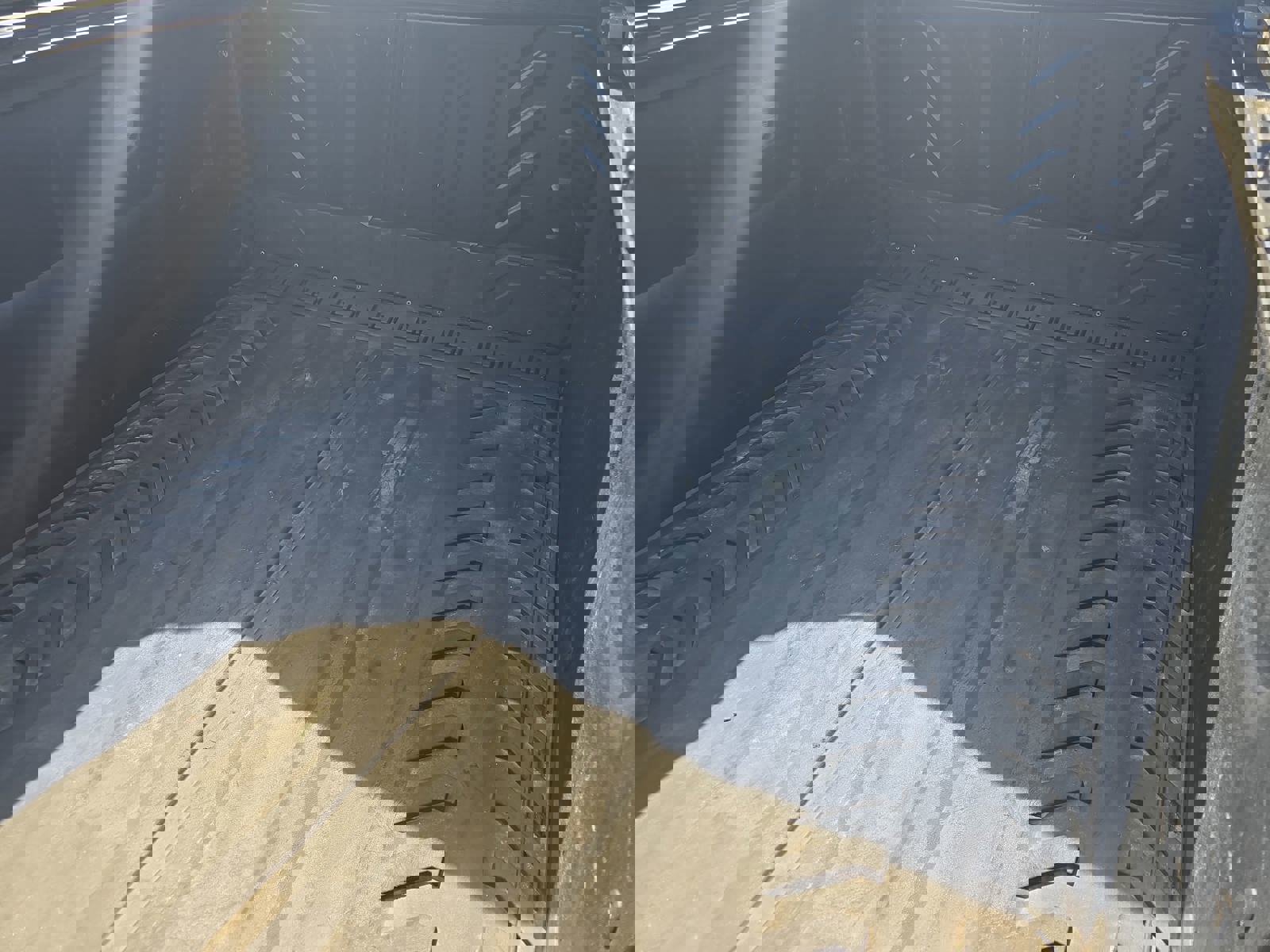 Used 2013 Chevrolet Avalanche LT w/ All-Star Edition image 14