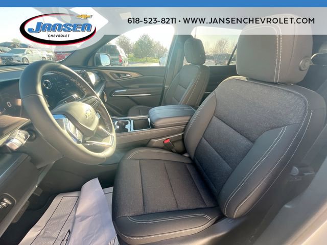 New 2026 Chevrolet Traverse LT w/ Driver Confidence Package FWD image 18