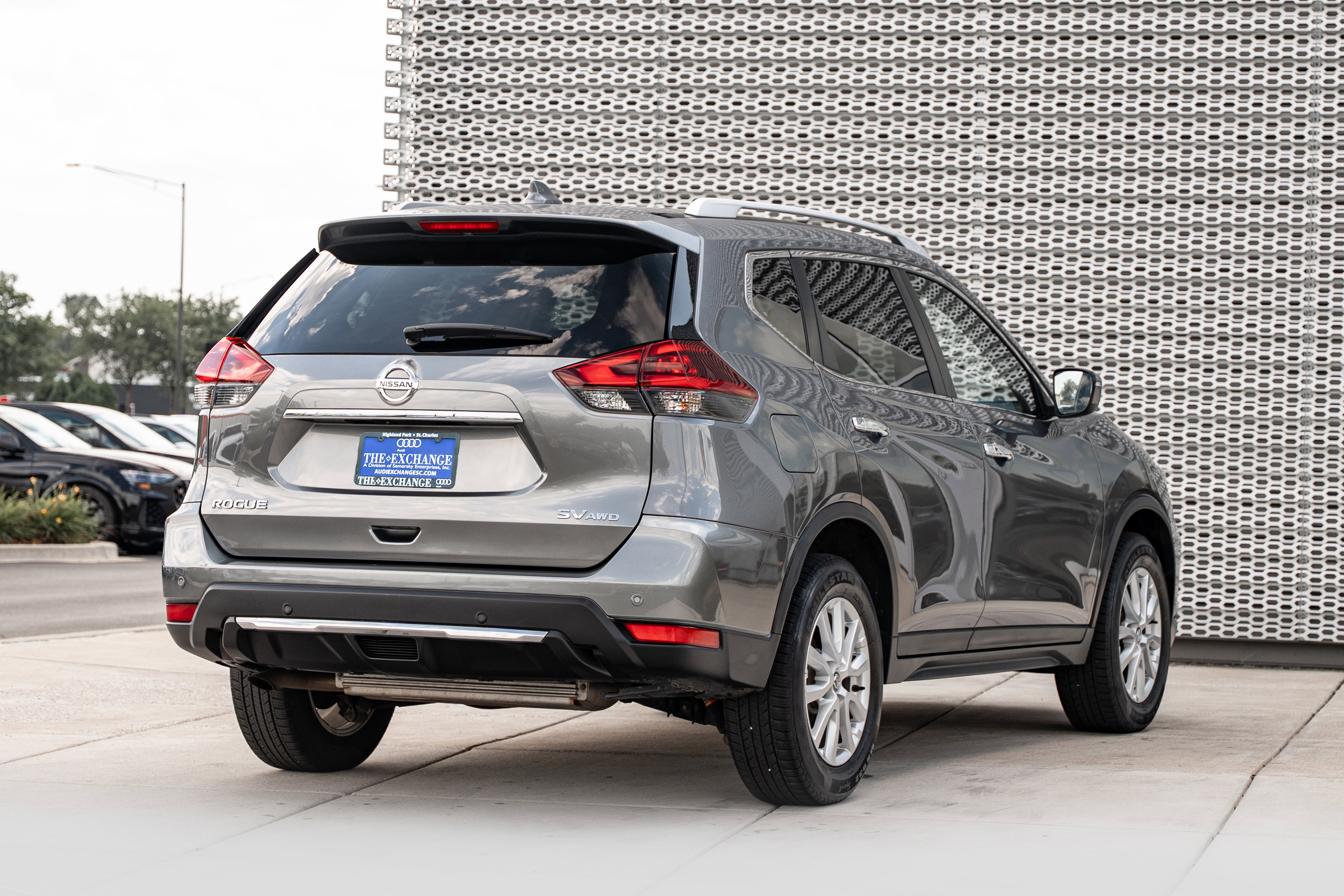 Used 2019 Nissan Rogue SV AWD/4WD image 4