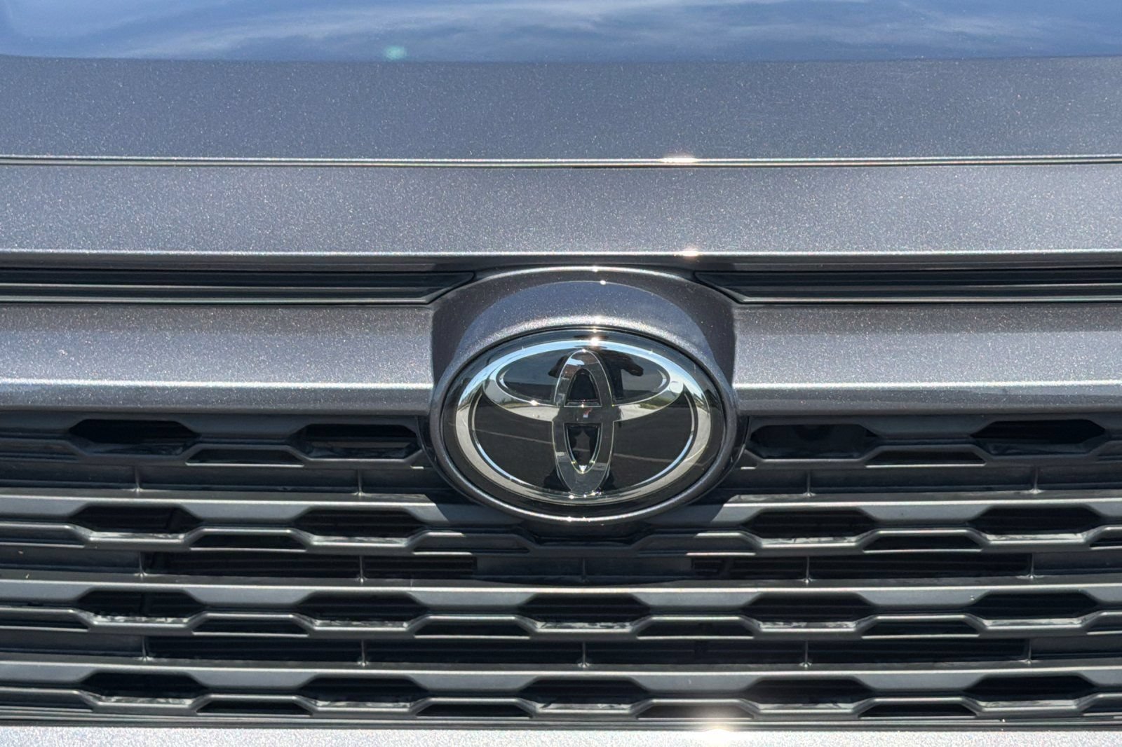 Used 2025 Toyota RAV4 XLE Premium w/ Weather Package AWD/4WD image 38