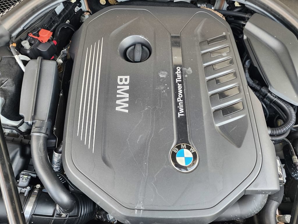 Used 2017 BMW 740i RWD image 25