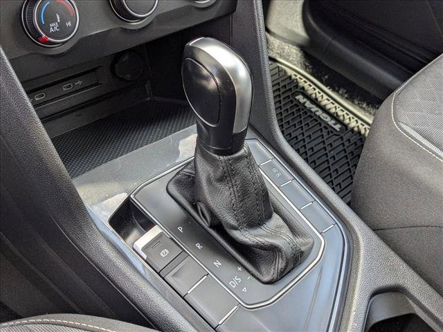 Used 2021 Volkswagen Tiguan S image 13